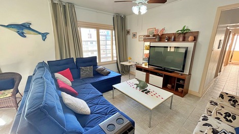 New Year's Eve 2027 - Apartment with 3 Bedrooms (1 with AC) - 1 Block from the Beach