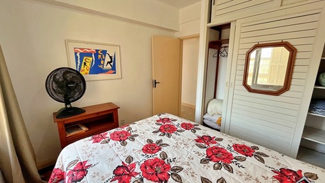 New Year's Eve 2027 - Apartment with 3 Bedrooms (1 with AC) - 1 Block from the Beach