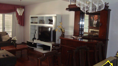 Réveillon 2027 - Casa c/ 4 Quartos - 2 Quadras Mar - Praia Grande