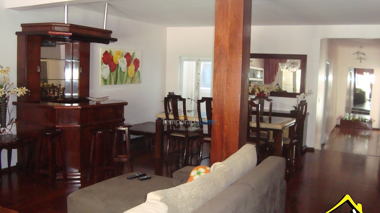 Casa para aluguel de temporada em Torres (Praia Grande)