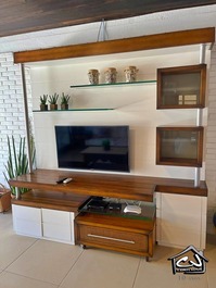 New Year's Eve 2027 - House with 5 Bedrooms (4 with AC) - 1 Block from the Beach - Praia Grande