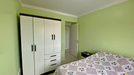 New Year's Eve 2027 - Penthouse with 4 Bedrooms (AC) - 1 Block from the Beach - Prainha