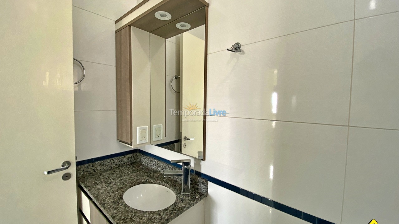 Apartment for vacation rental in Torres (Prainha)