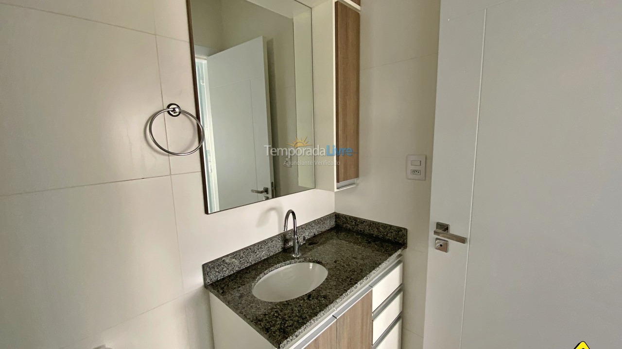 Apartment for vacation rental in Torres (Prainha)