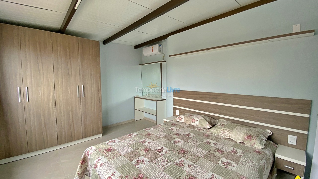 Apartment for vacation rental in Torres (Prainha)