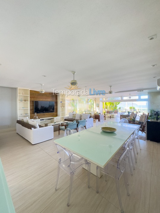 Casa para aluguel de temporada em São Sebastião (Guaecá)