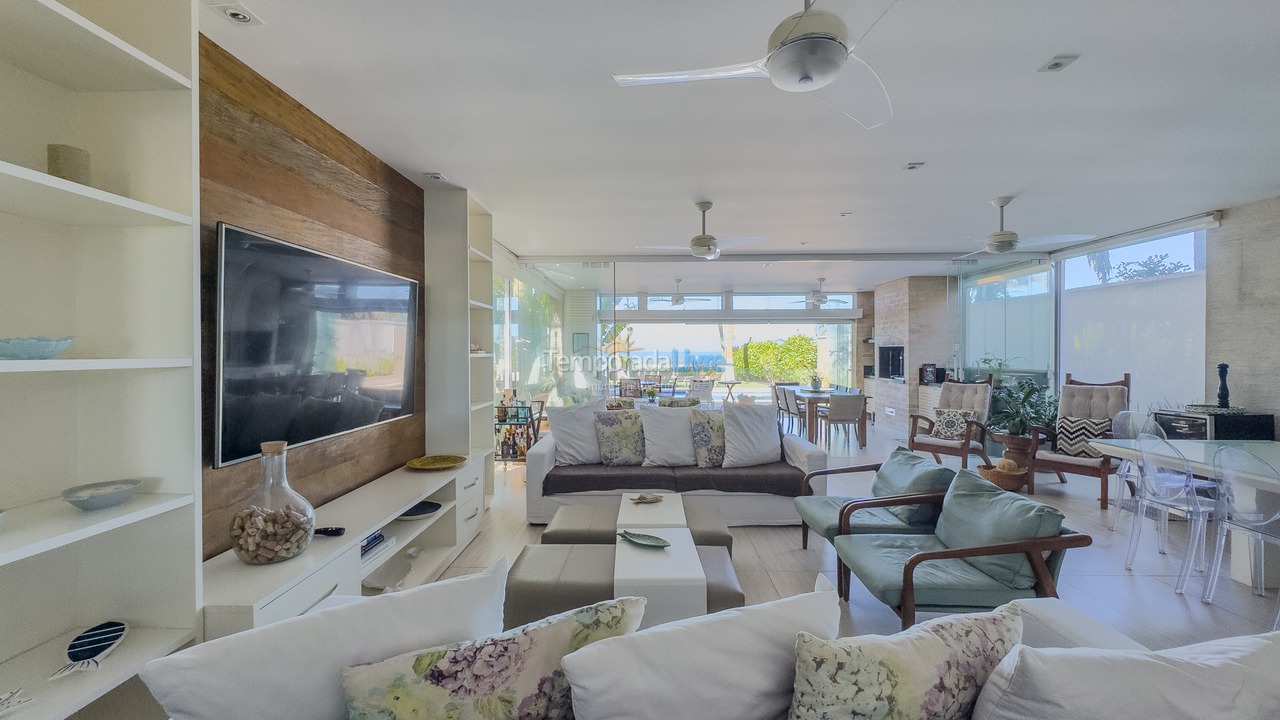 Casa para aluguel de temporada em São Sebastião (Guaecá)