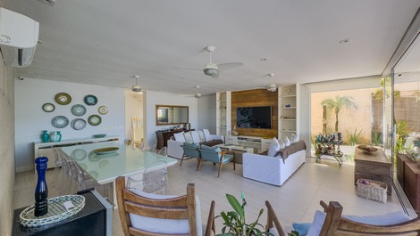 Casa pé na areia na Praia de Guaéca