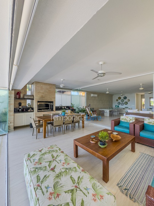 Casa para aluguel de temporada em São Sebastião (Guaecá)
