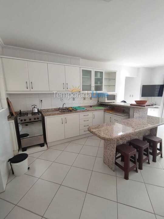 Apartamento para aluguel de temporada em Florianopolis (Canasvieiras)