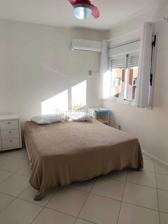 Apartamento para aluguel de temporada em Florianopolis (Canasvieiras)