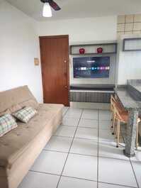 Apartamento a media cuadra del mar.