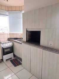 Apartamento a media cuadra del mar.