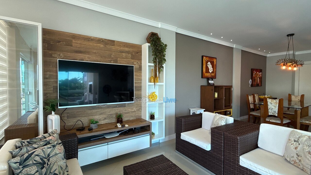 Apartment for vacation rental in Bombinhas (Praia de Bombas)