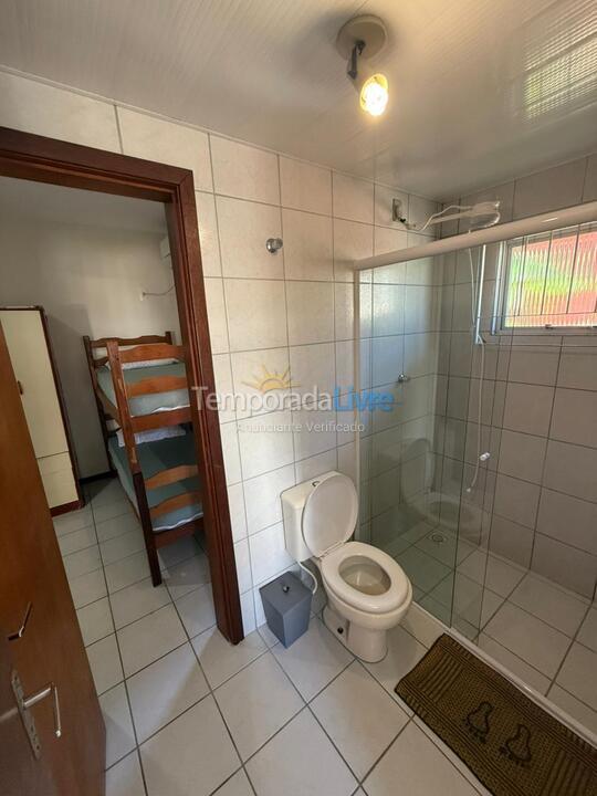 Apartamento para aluguel de temporada em Bombinhas (Praia de Bombinhas)