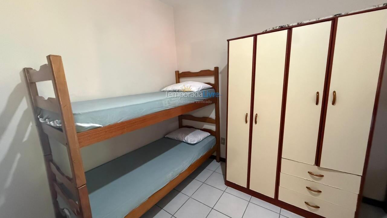 Apartamento para aluguel de temporada em Bombinhas (Praia de Bombinhas)