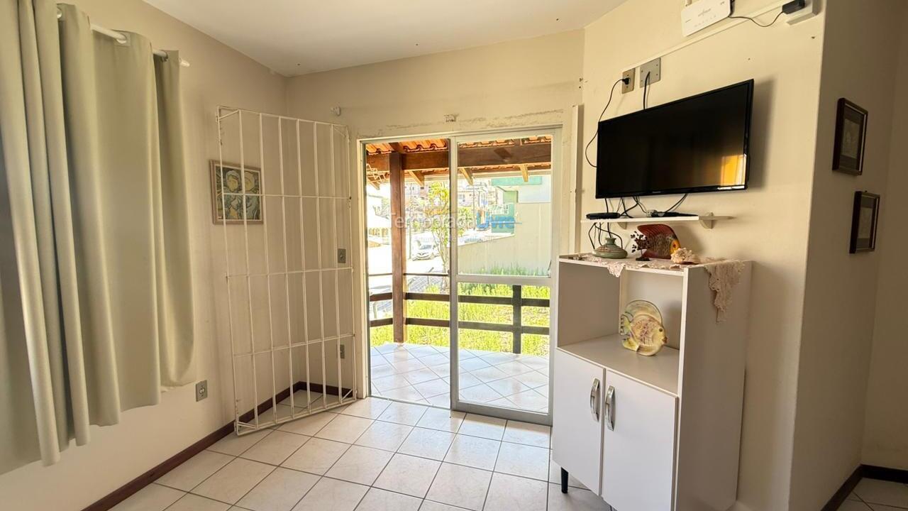 Apartamento para aluguel de temporada em Bombinhas (Praia de Bombinhas)