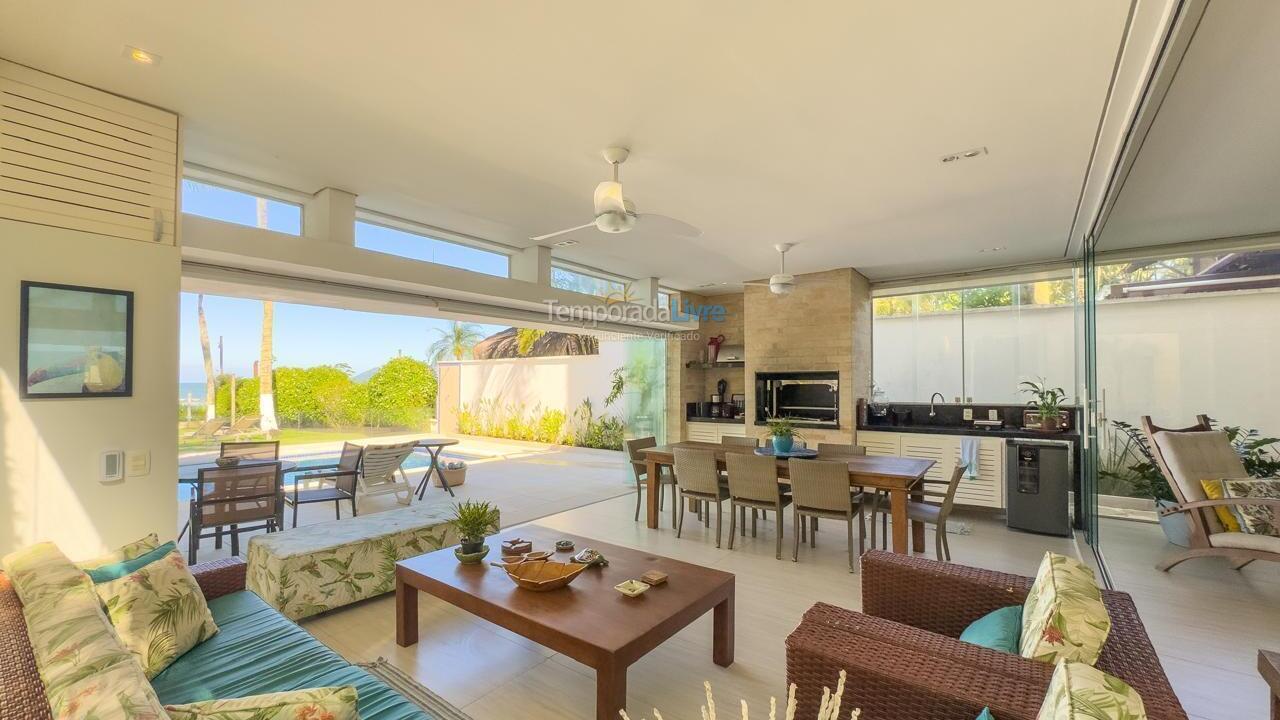 Casa para aluguel de temporada em São Sebastião (Praia de Juquey)