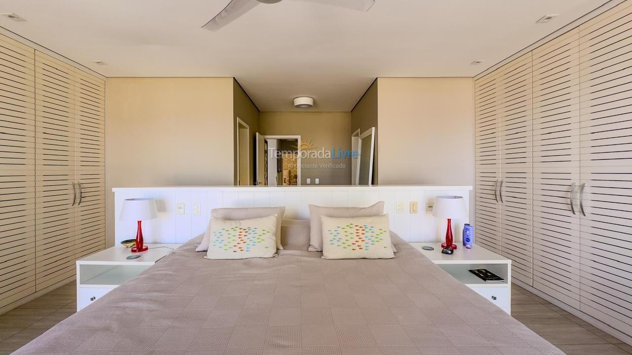 Casa para aluguel de temporada em São Sebastião (Praia de Juquey)