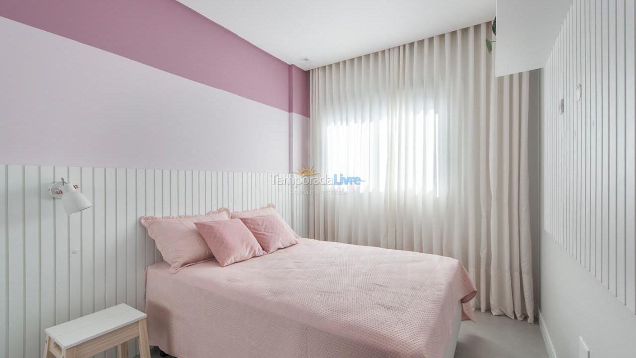 Apartamento para aluguel de temporada em Bombinhas (Canto Grande)