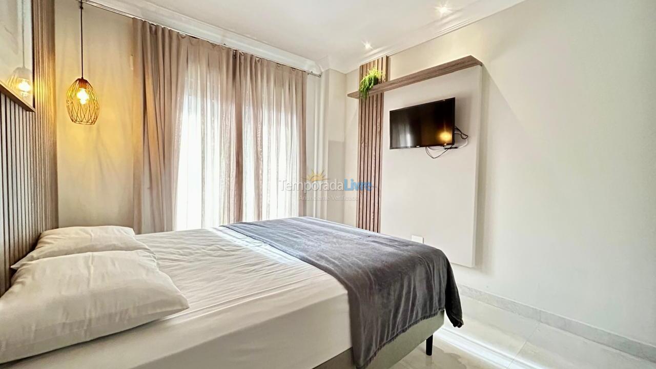 Apartamento para aluguel de temporada em Bombinhas (Canto Grande)