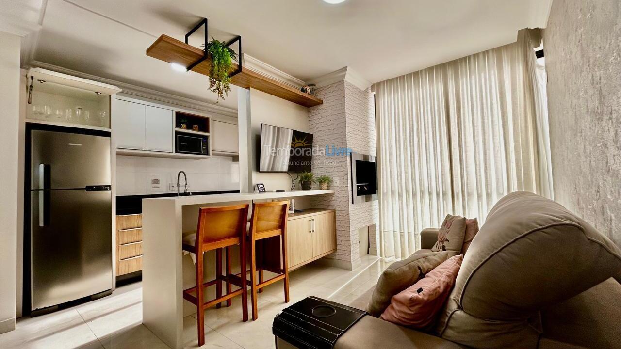 Apartamento para aluguel de temporada em Bombinhas (Canto Grande)