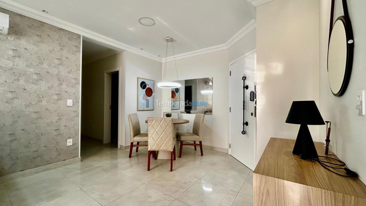 Apartamento para aluguel de temporada em Bombinhas (Canto Grande)