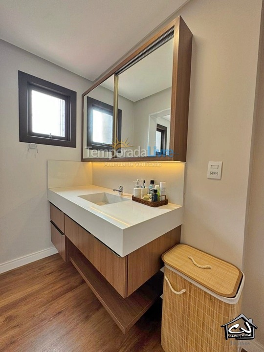 Apartamento para alquiler de vacaciones em Torres (Centro)