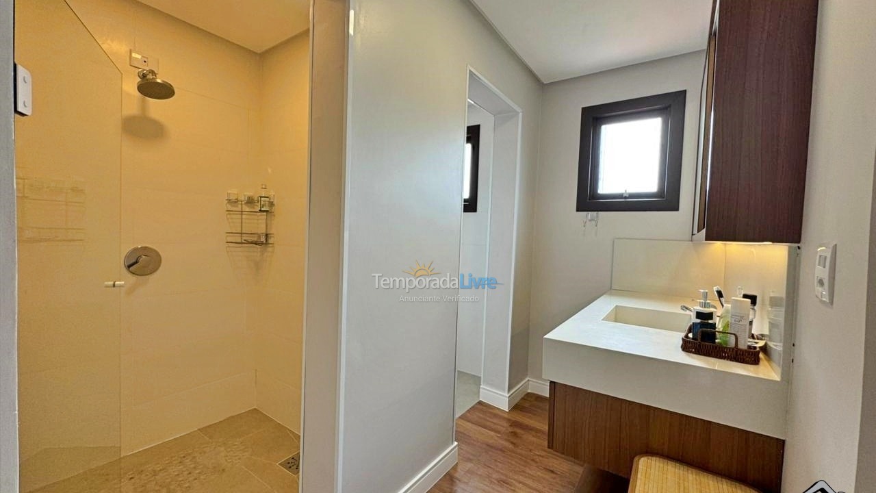 Apartamento para alquiler de vacaciones em Torres (Centro)