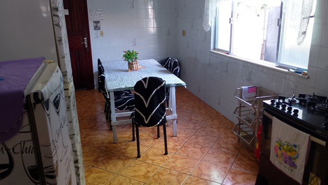 Spacious and cozy house, 5 min walk from Peró beach in Cabo Frio.
