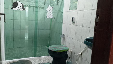 Spacious and cozy house, 5 min walk from Peró beach in Cabo Frio.