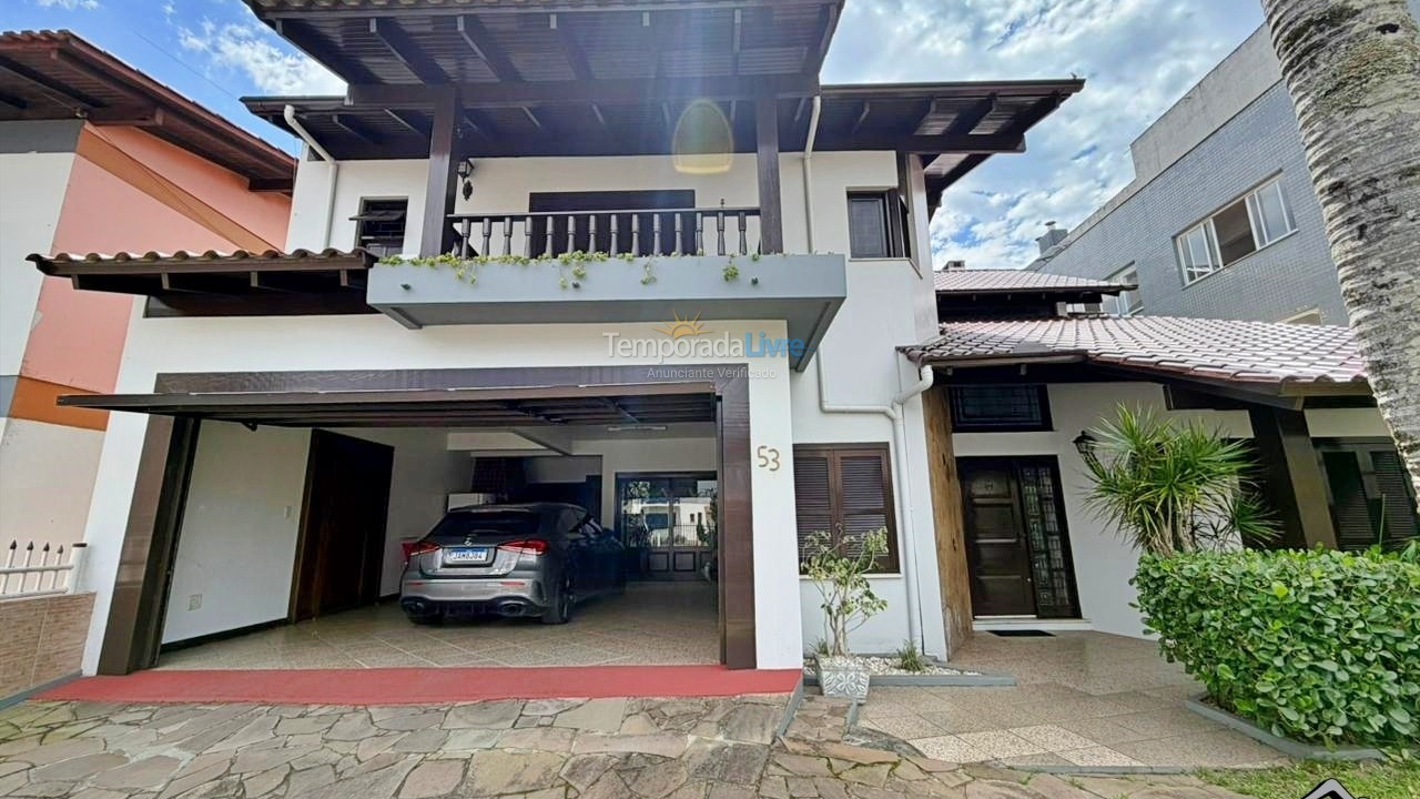 Casa para alquiler de vacaciones em Torres (Centro)