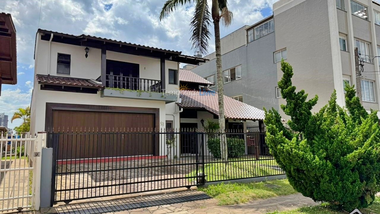 Casa para alquiler de vacaciones em Torres (Centro)
