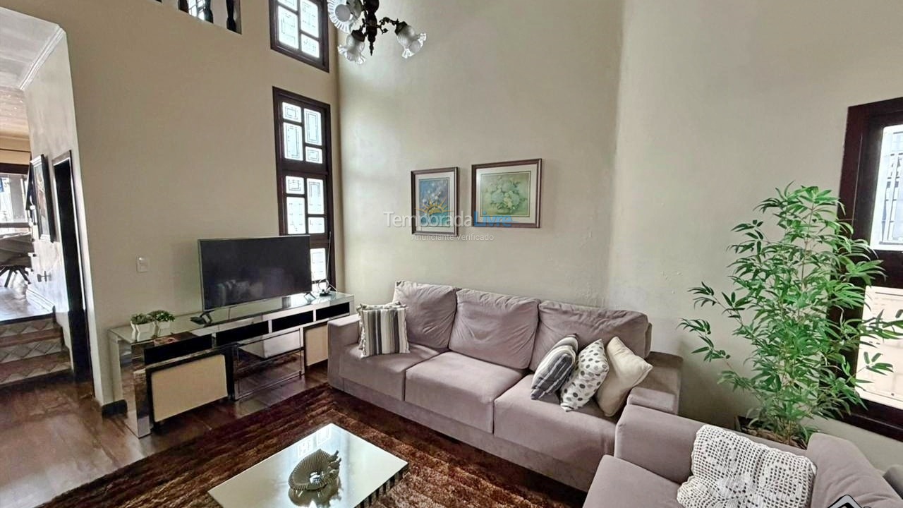 Casa para alquiler de vacaciones em Torres (Centro)