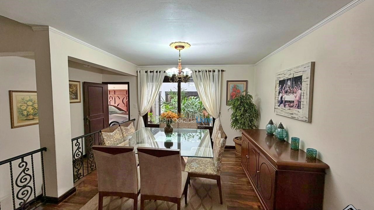 Casa para alquiler de vacaciones em Torres (Centro)