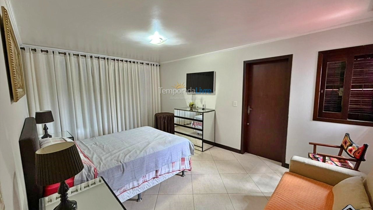 Casa para alquiler de vacaciones em Torres (Centro)