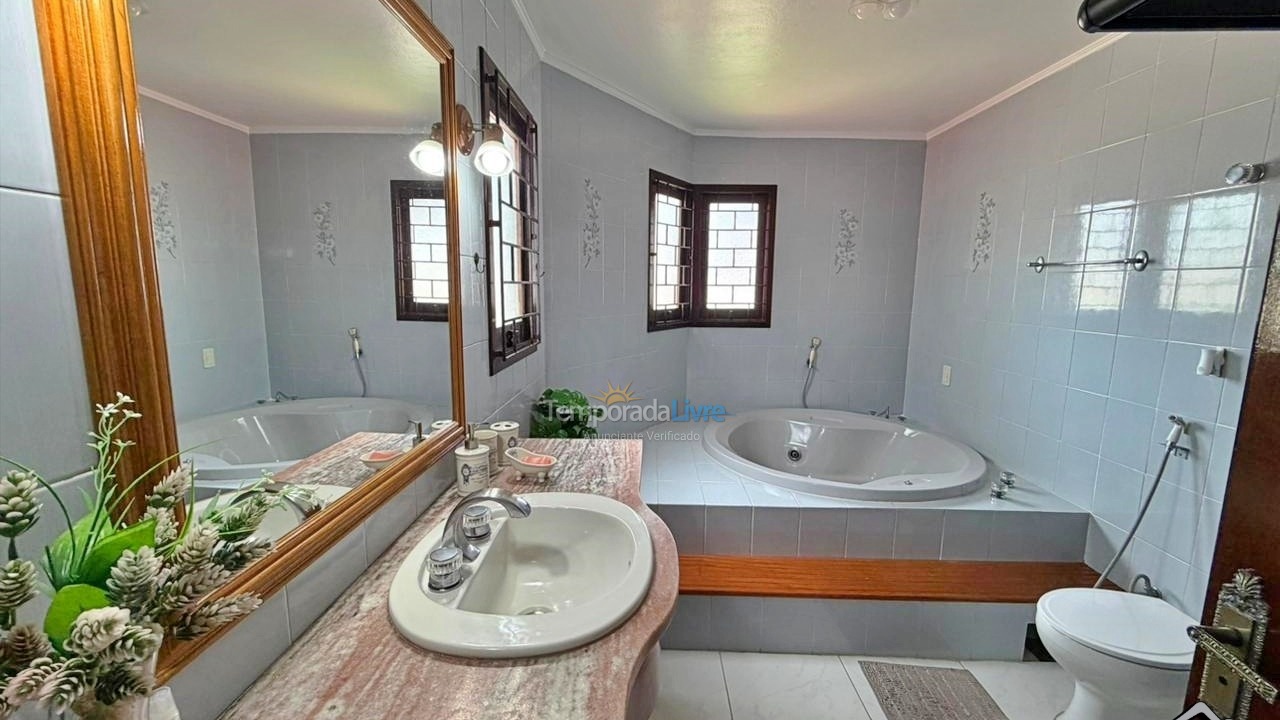 Casa para alquiler de vacaciones em Torres (Centro)