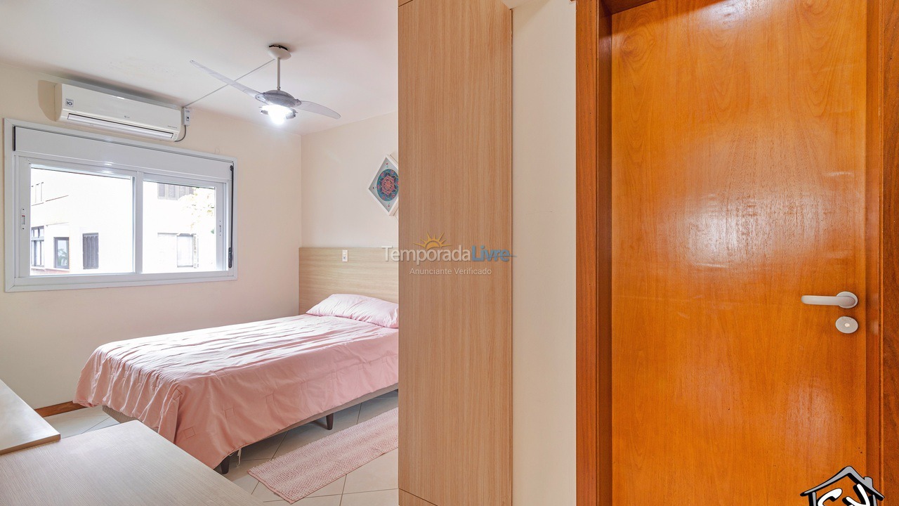 Apartment for vacation rental in Torres (Prainha)