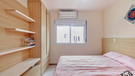 New Year's Eve 2027 - Penthouse with 2 Bedrooms (AC) - 1 Block from the Beach - Prainha