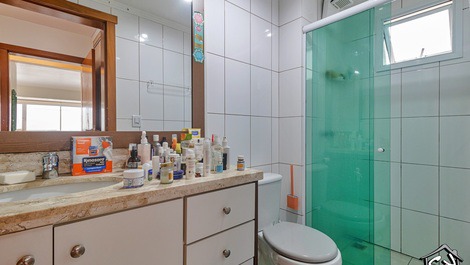 New Year's Eve 2027 - Penthouse with 2 Bedrooms (AC) - 1 Block from the Beach - Prainha