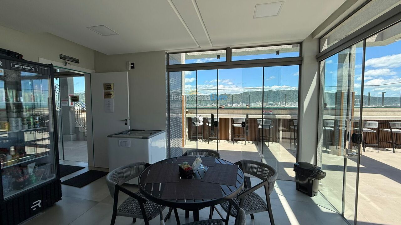Apartment for vacation rental in Bombinhas (Praia de Bombas)