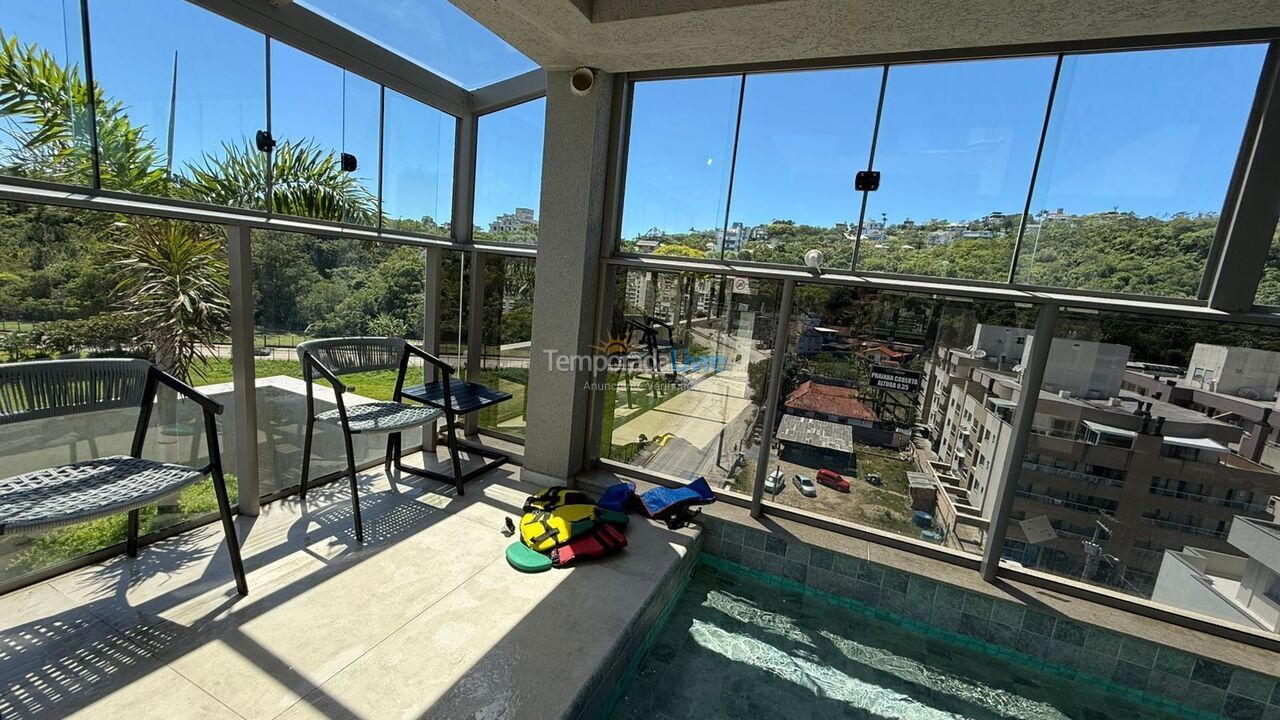 Apartment for vacation rental in Bombinhas (Praia de Bombas)