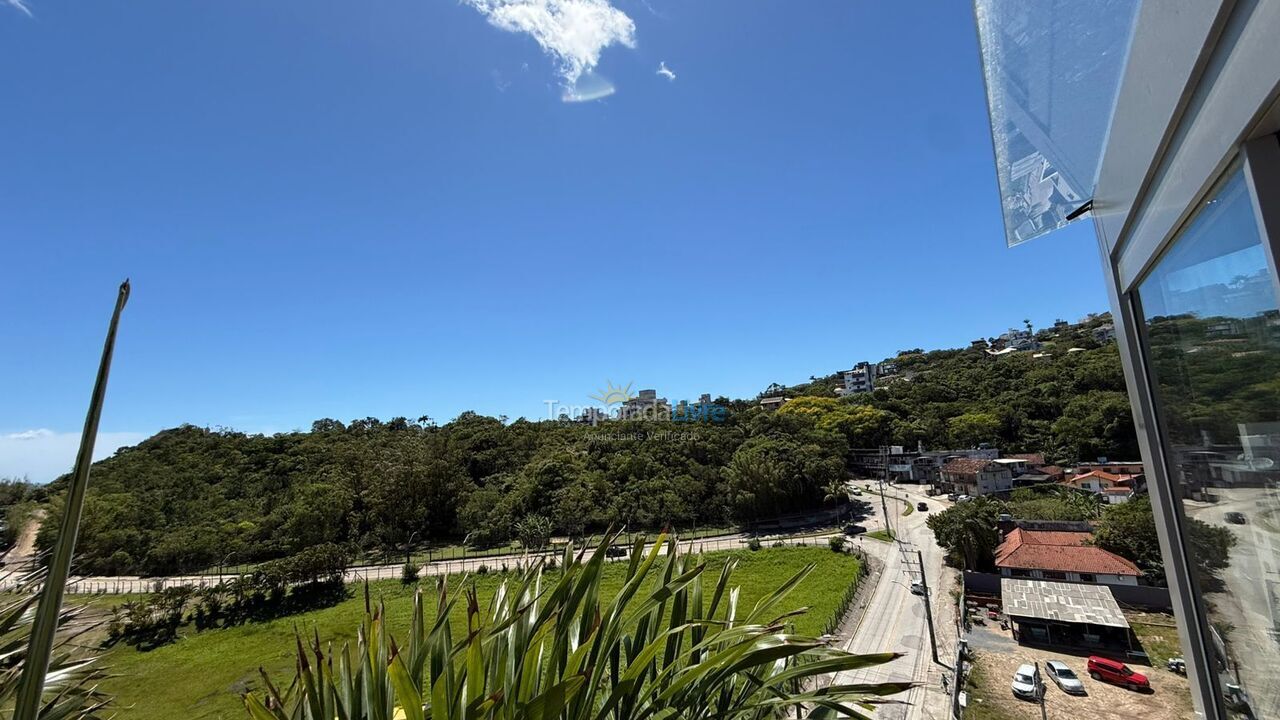Apartment for vacation rental in Bombinhas (Praia de Bombas)