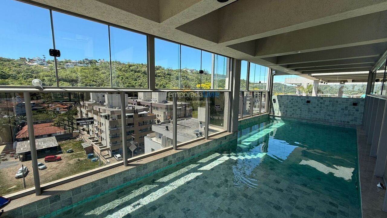 Apartment for vacation rental in Bombinhas (Praia de Bombas)
