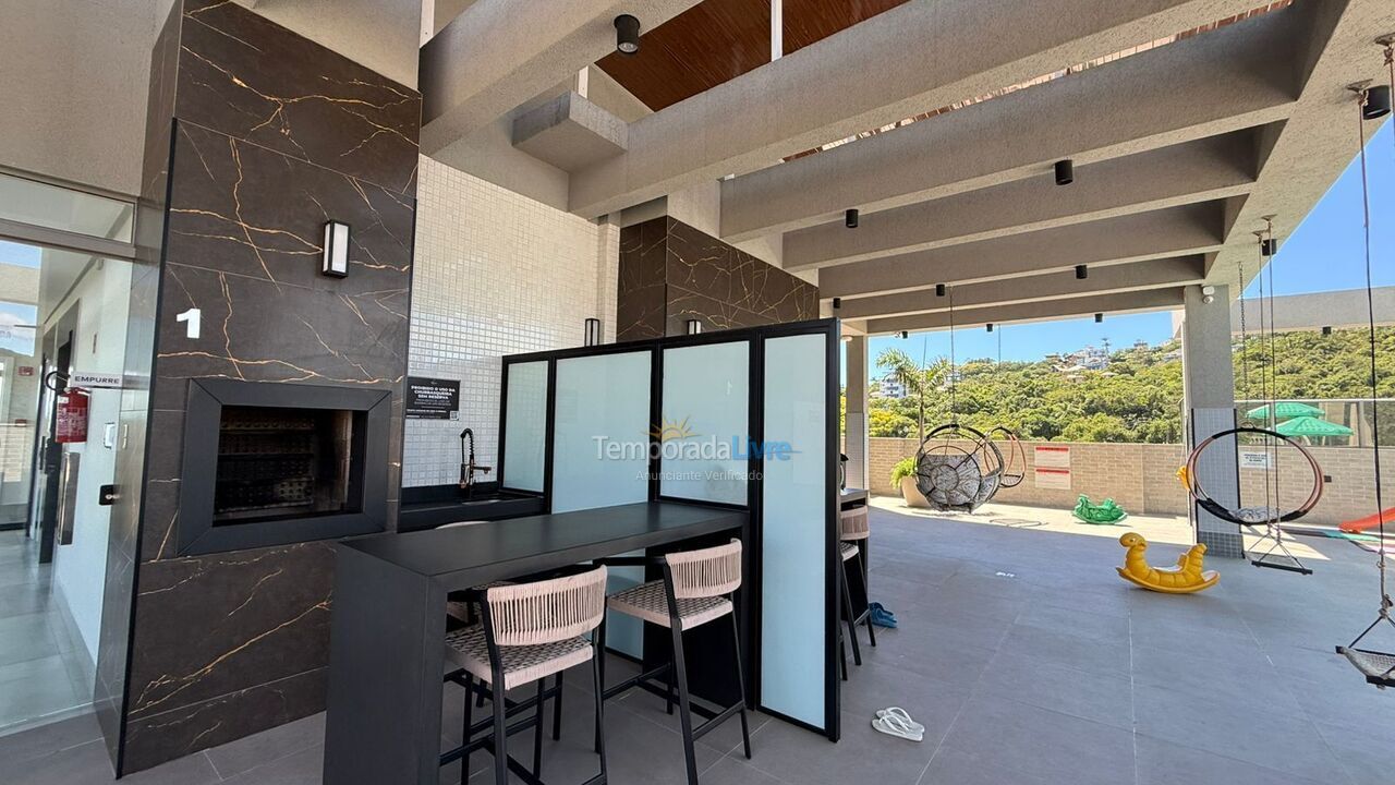 Apartment for vacation rental in Bombinhas (Praia de Bombas)