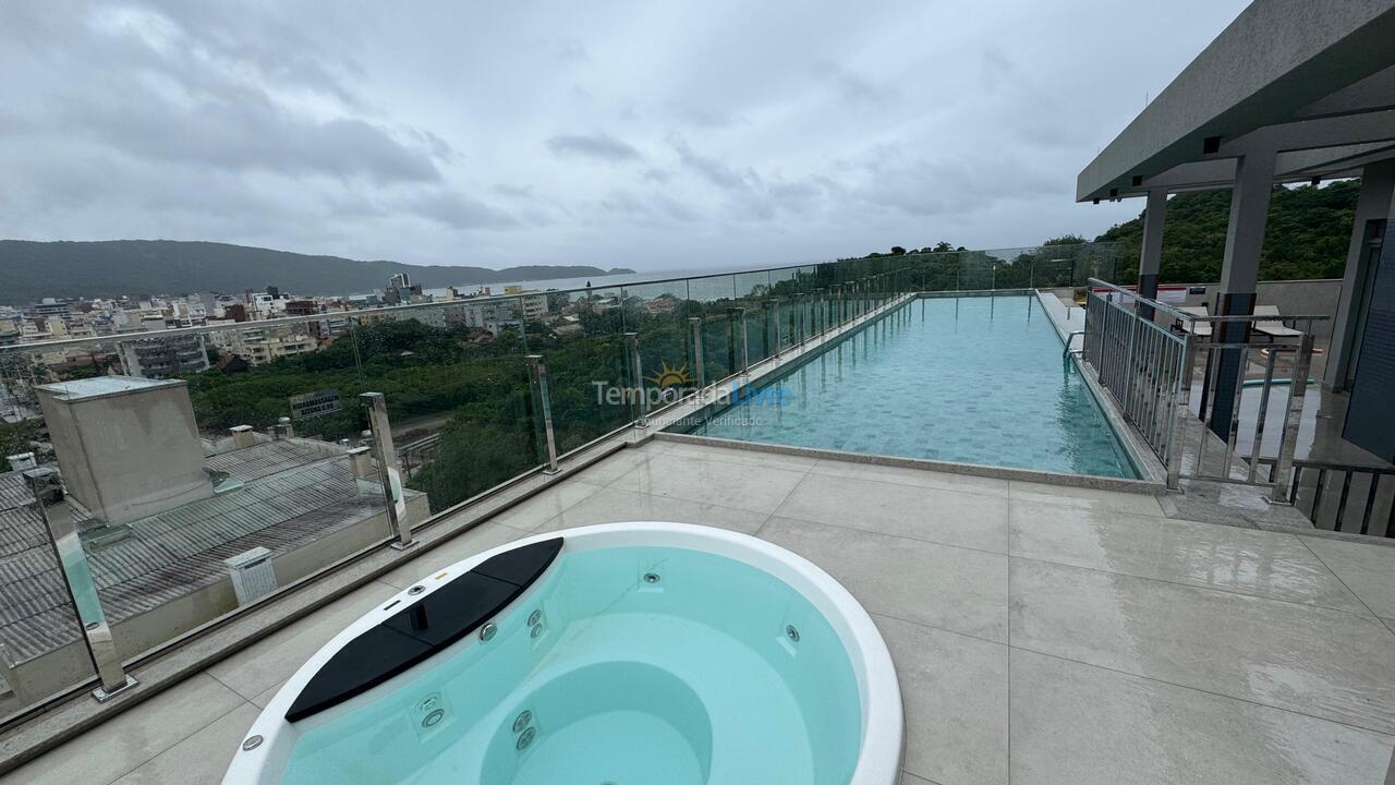 Apartment for vacation rental in Bombinhas (Praia de Bombas)