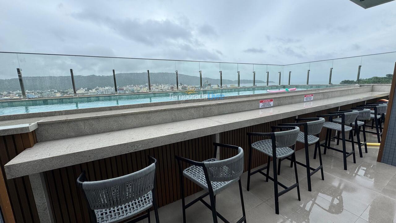 Apartment for vacation rental in Bombinhas (Praia de Bombas)