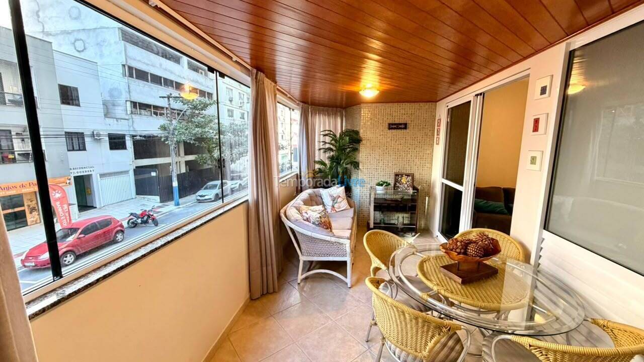 Apartamento para aluguel de temporada em Balneário Camboriú (Praia Central)