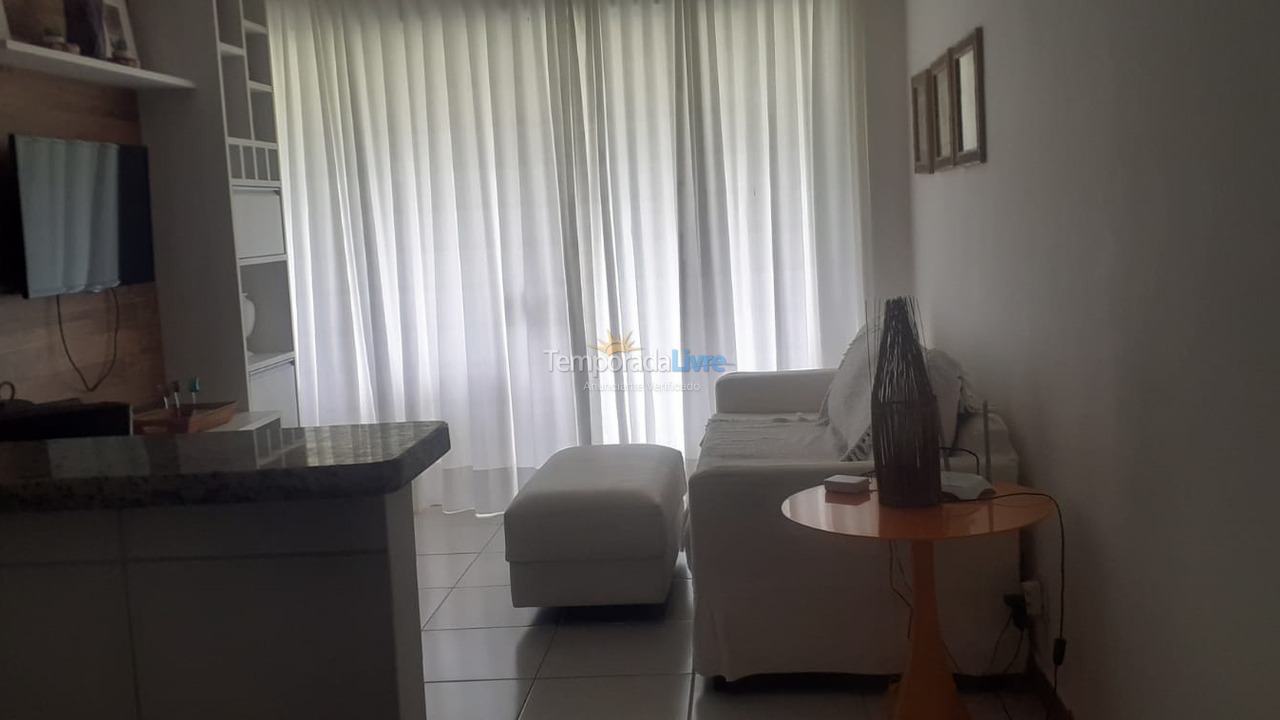 Apartamento para aluguel de temporada em Camaçari (Praia de Guarajuba)