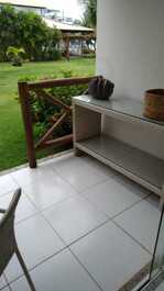 Com suíte, varanda e garagem